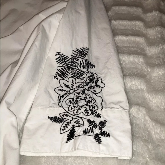 JM Collection Women Blouse Shirt Top 8 Ivory Button-Down Embroidered Floral - Picture 5 of 11